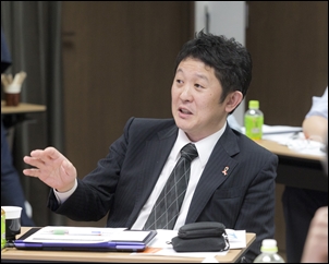 nomura 300 8116_MKJ_4_041915.jpg